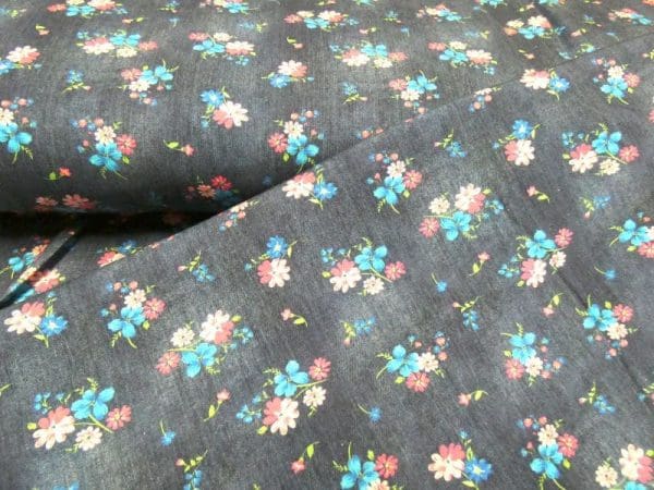 tricot flower jeans